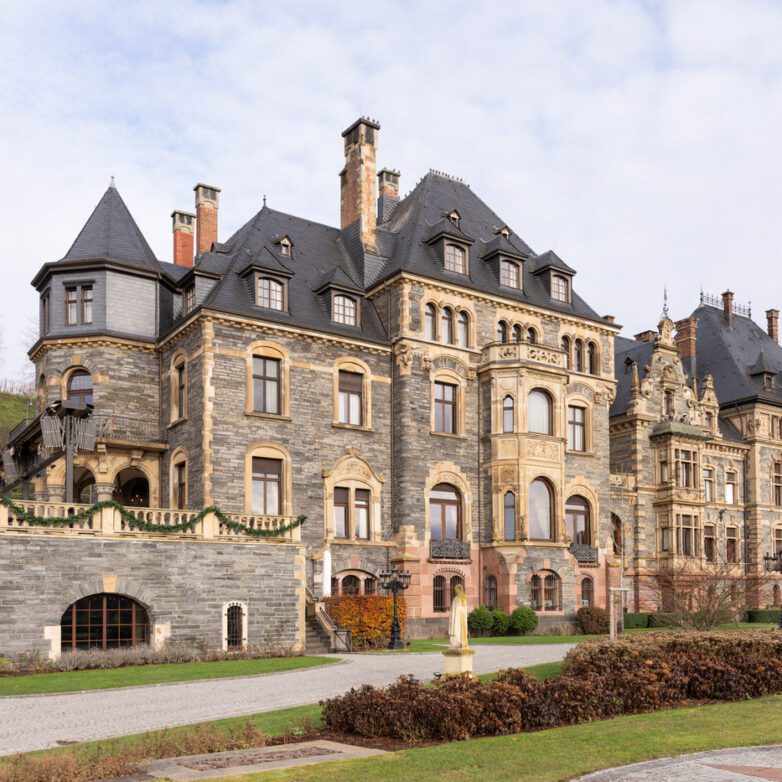 Winterzauber an der Mosel: Als Hochzeitsplaner auf Schloss Lieser